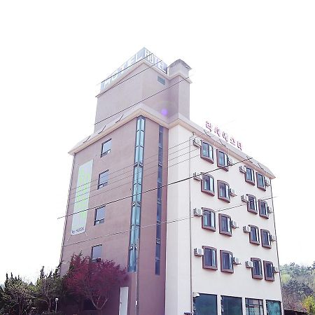 Gunsan La Siesta Hotel Buitenkant foto